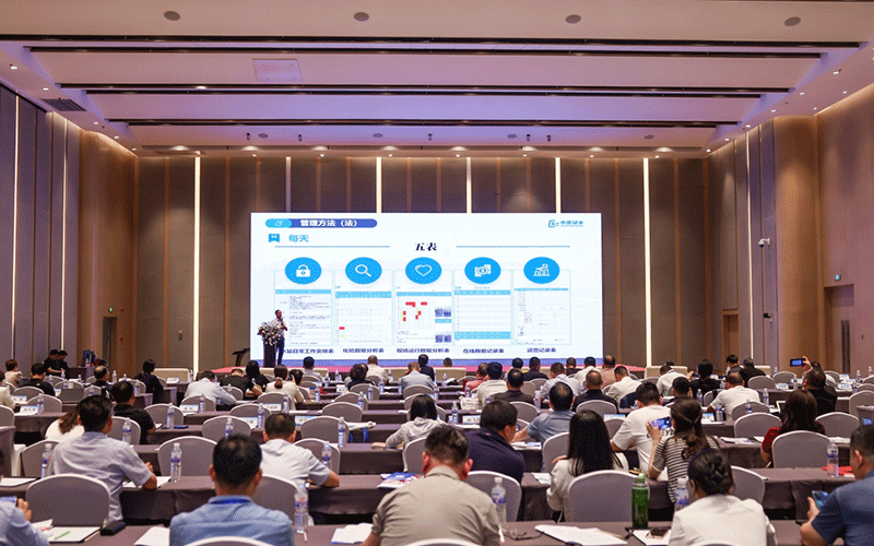 中原綠豐亮相2025生豬屠宰大會(huì)：宣貫《屠宰廢水廢氣治理指南》+ 解讀污水站低成本運(yùn)維